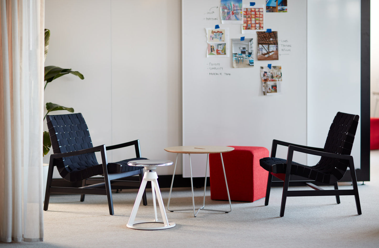Knoll Risom Lounge Chair