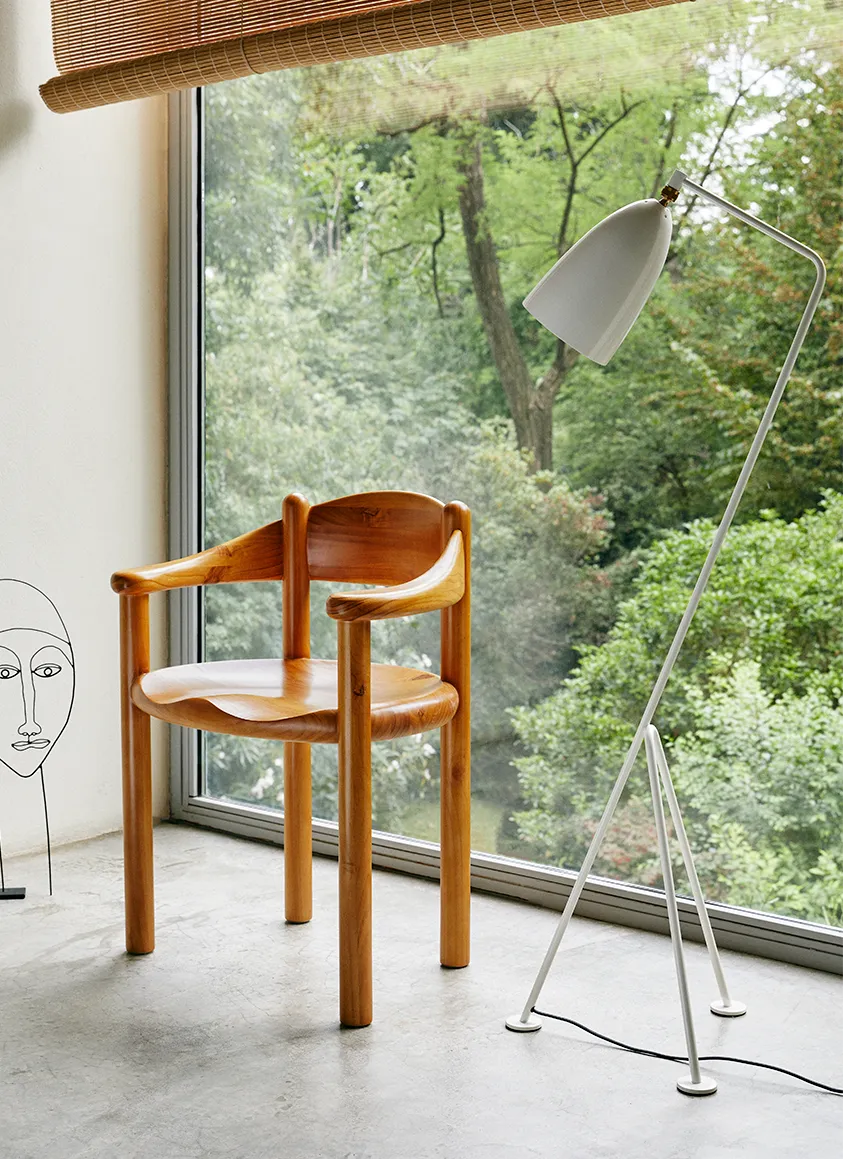 GUBI Grashoppa Floor Light
