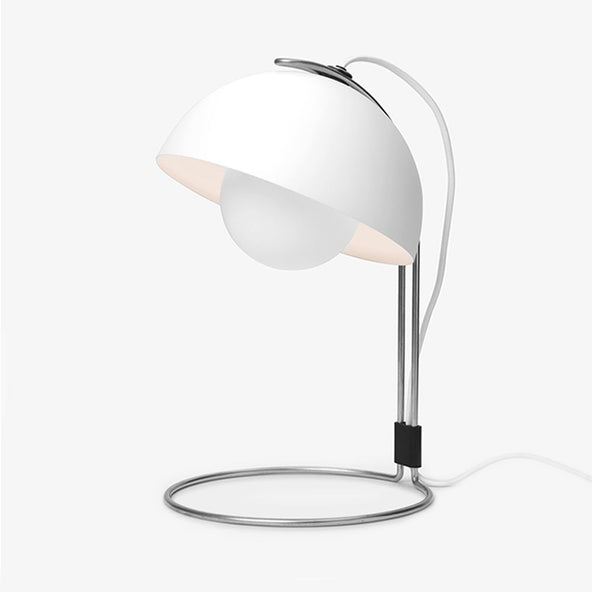 &Tradition Flowerpot VP4 Table Lamp