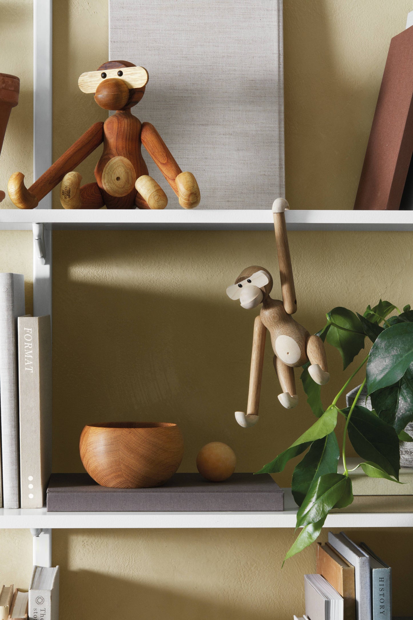 Rosendahl Small Monkey Wooden Decoration
