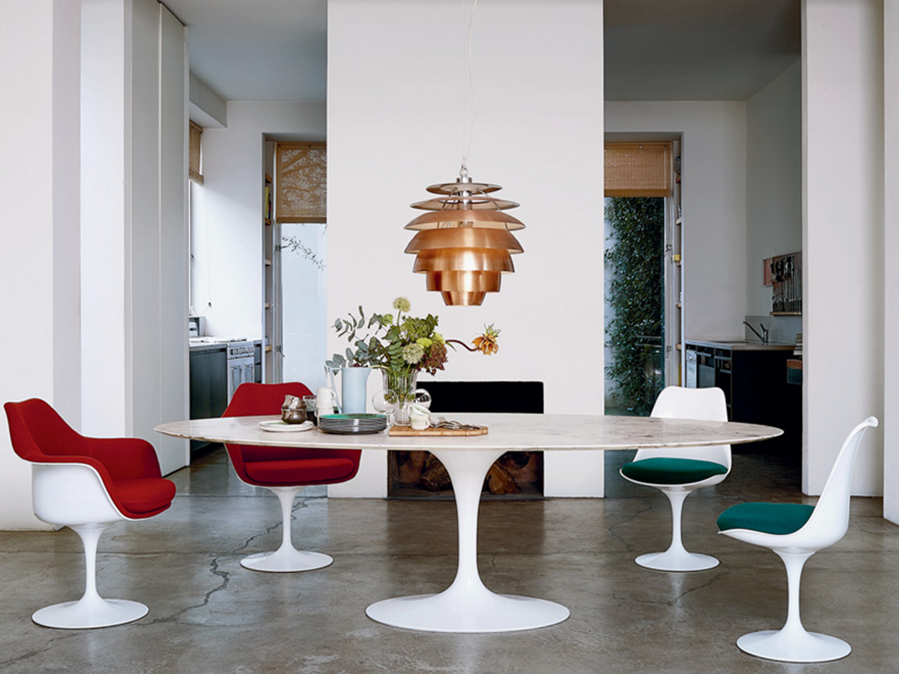 Knoll Saarinen Tulip Dining Table Oval 244cm