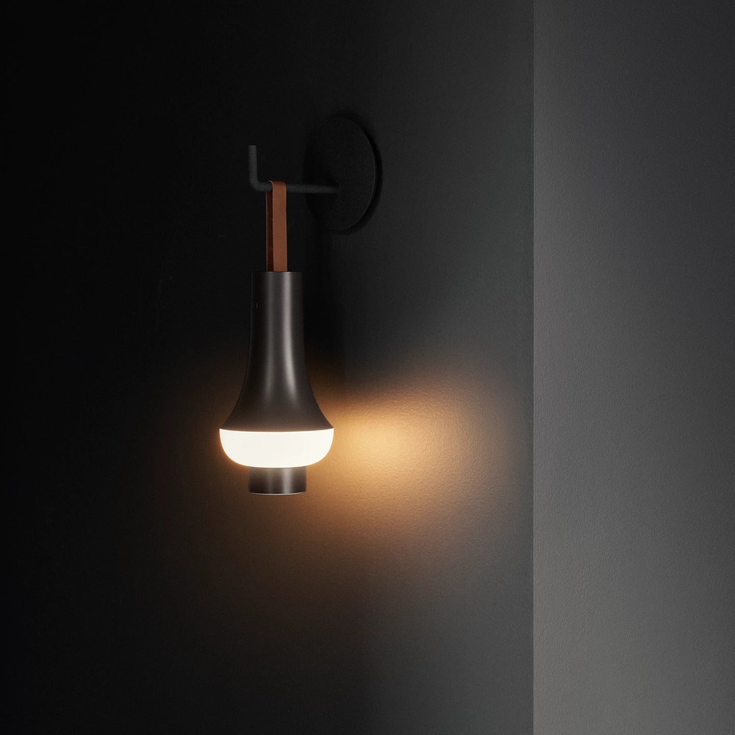 Louis Poulsen Tomoshi Portable lamp