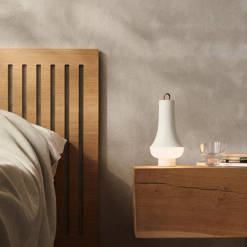 Louis Poulsen Tomoshi Portable lamp