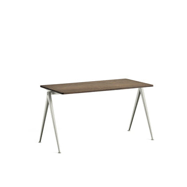 Hay Pyramid Table 01