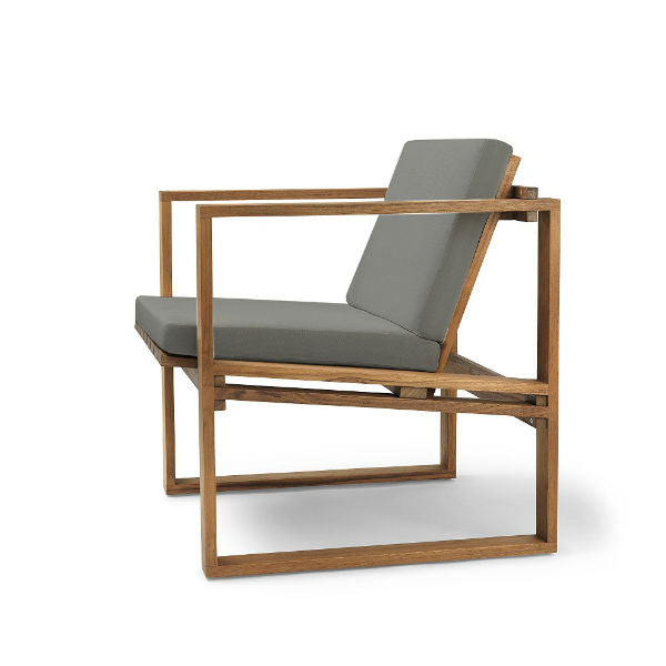 Carl Hansen & Son BK11 Outdoor Lounge Chair With Cushion