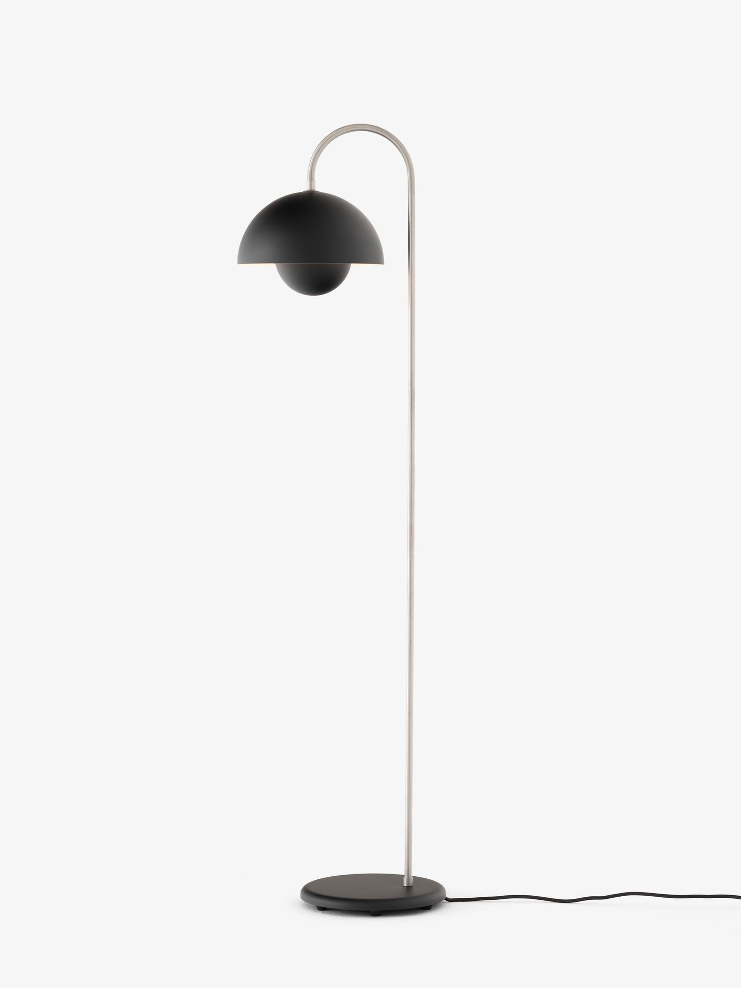 &Tradition Flowerpot VP12 Floor Lamp