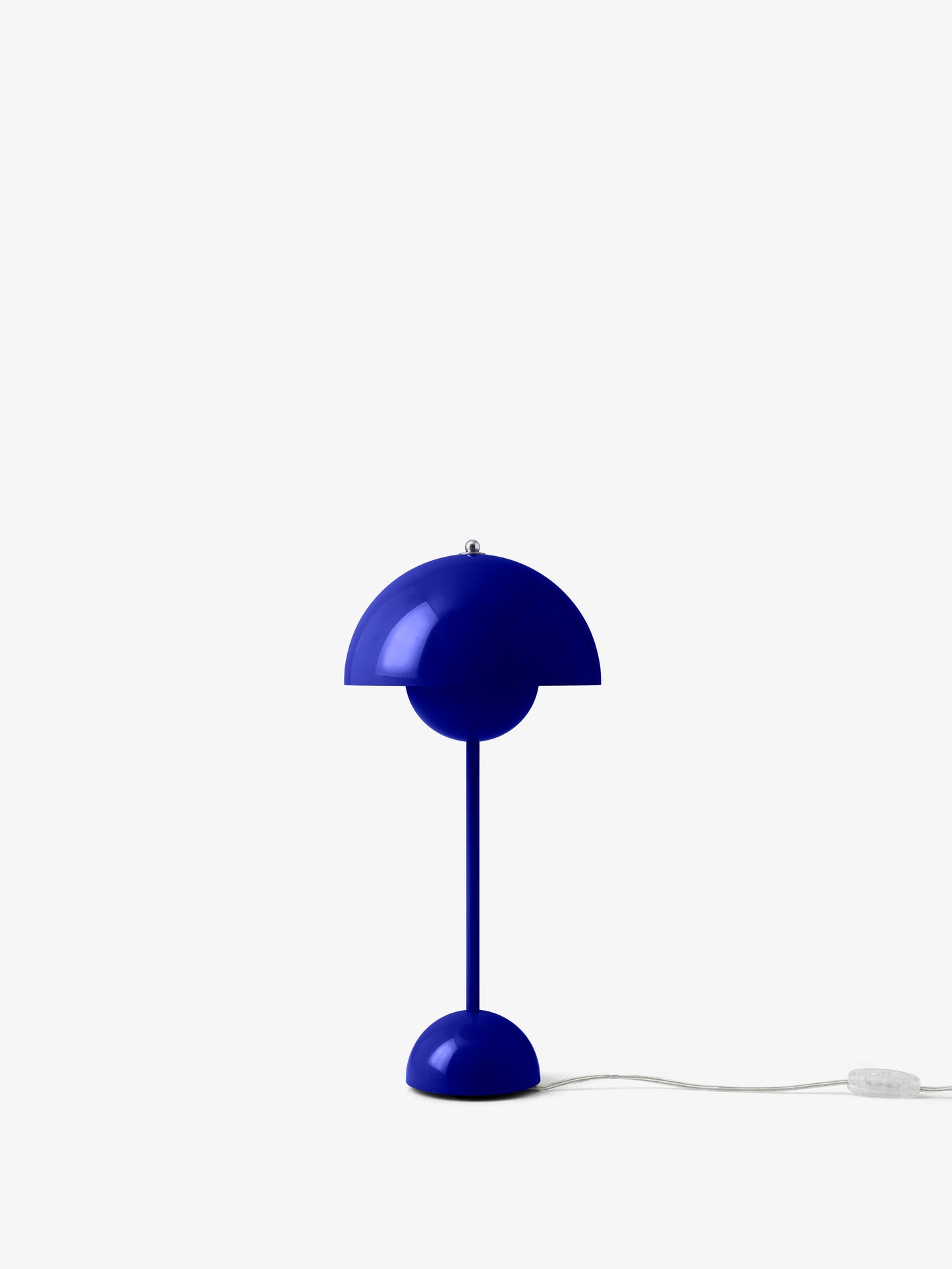 &Tradition Flowerpot VP3 Table Lamp