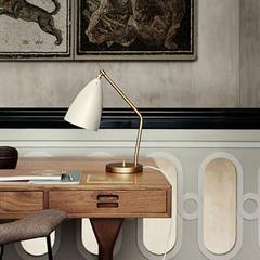 GUBI Grashoppa Task Table Lamp