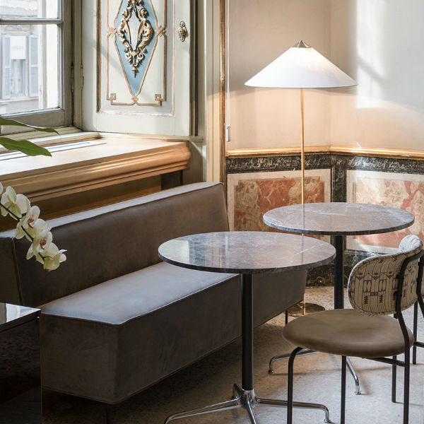 GUBI Modern Line Sofa 2 Seater