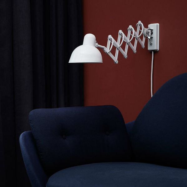 Fritz Hansen Kaiser Idell 6718-W Scissor Lamp