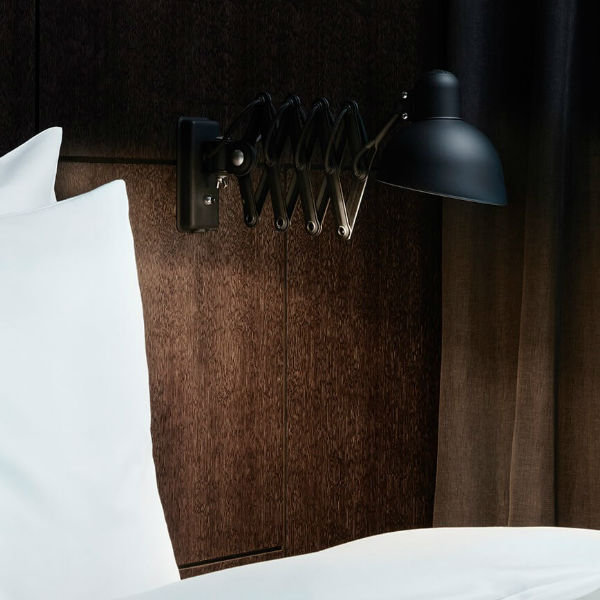 Fritz Hansen Kaiser Idell 6718-W Scissor Lamp