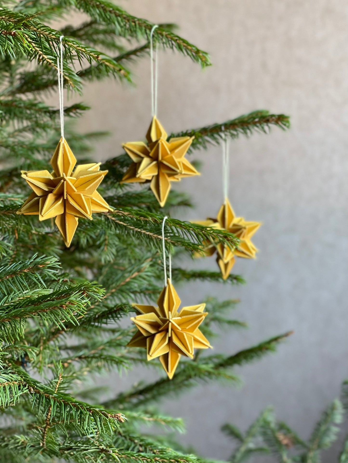 Lovi Star Christmas Bauble
