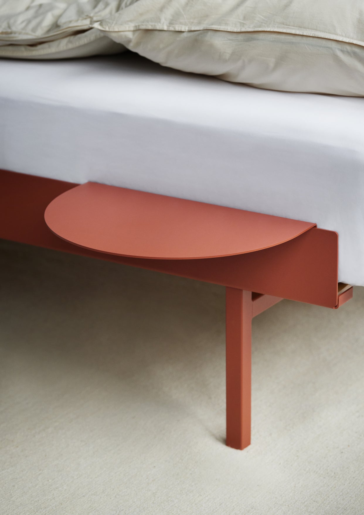 Moebe Expandable Bed: 90-180cm High