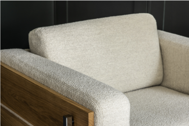 Case Forum Armchair
