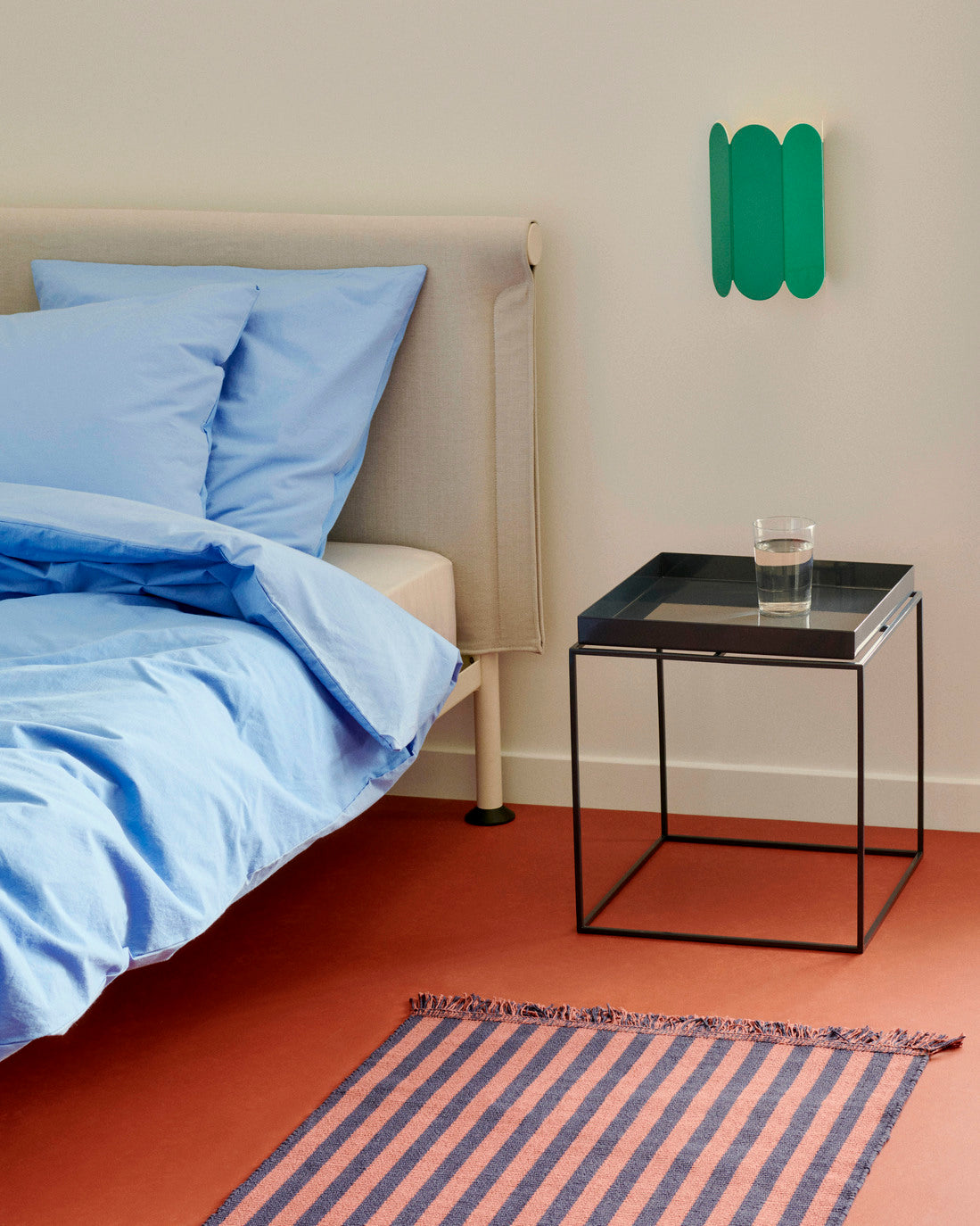 Hay Side Tray Table Medium