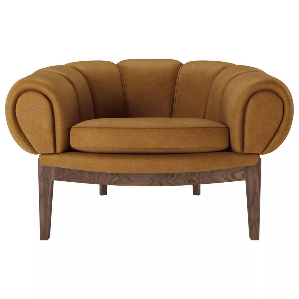 GUBI Croissant Lounge Chair