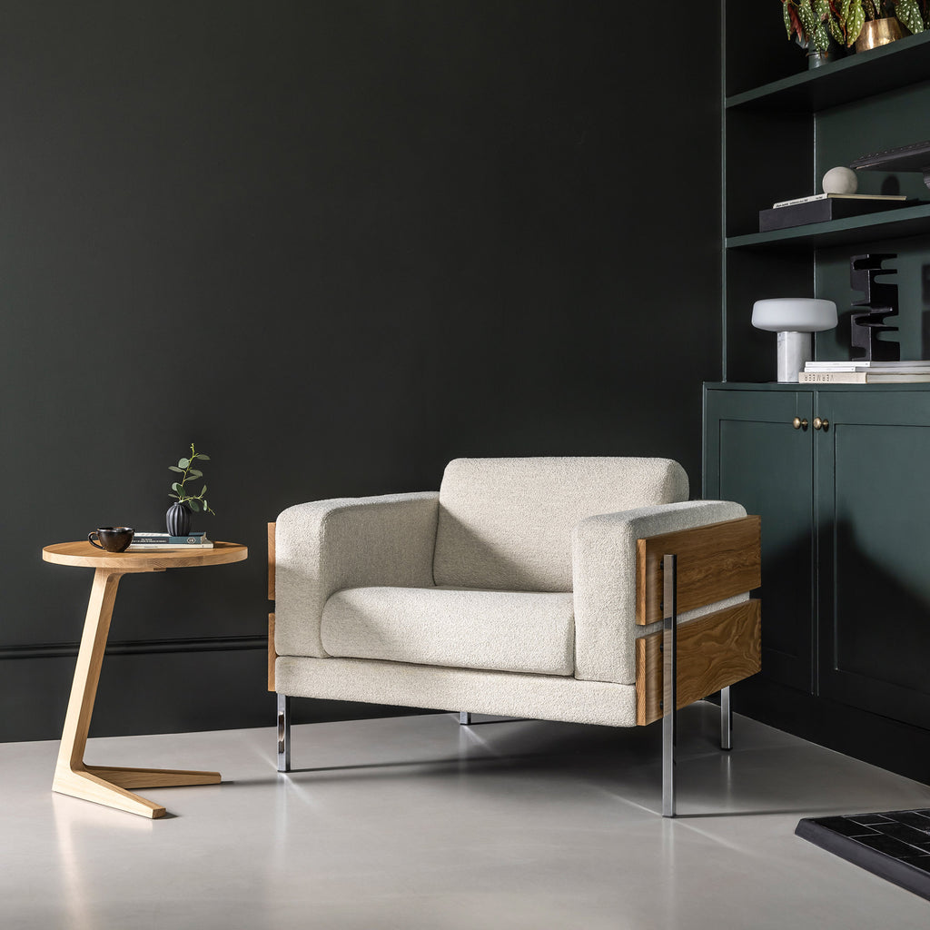 Case Forum Armchair