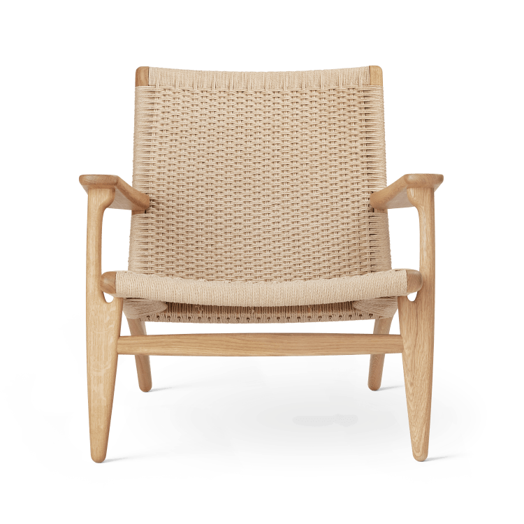 Carl Hansen Son CH25 Lounge Chair – minima