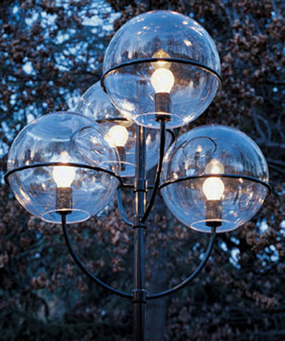 Oluce Lyndon Outdoors Floor Light