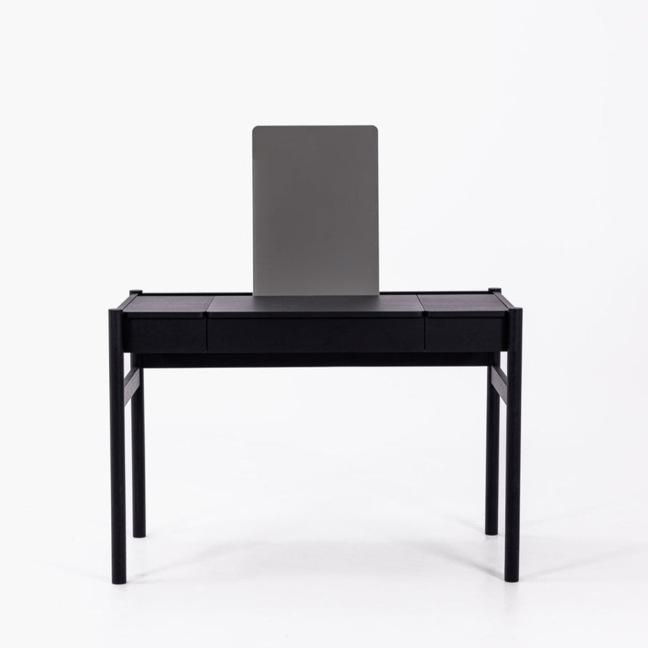 Case Pala Desk/Dressing Table