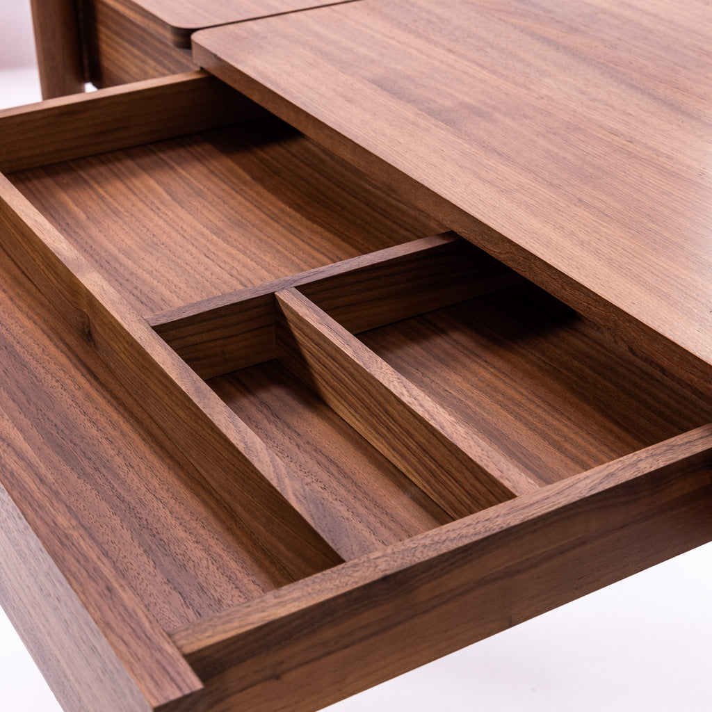 Case Pala Desk/Dressing Table