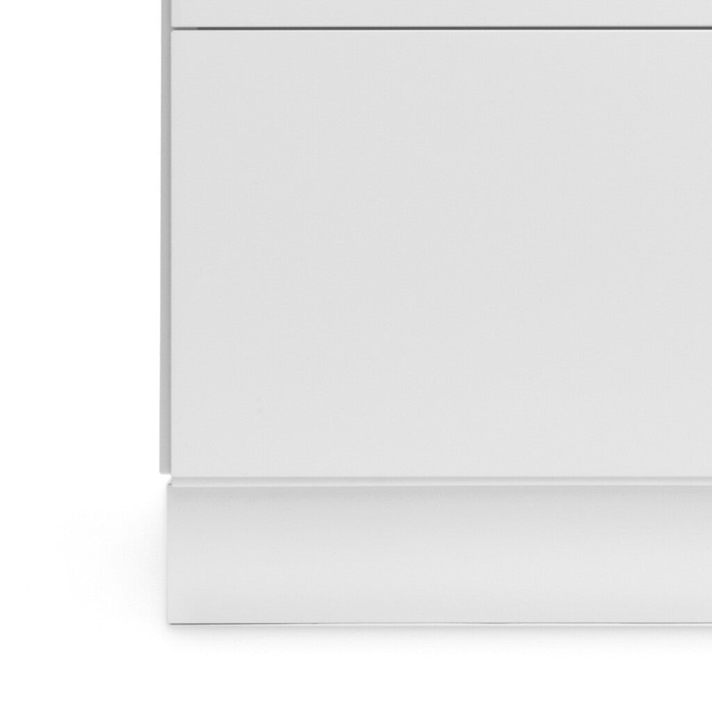 String Relief Chest of drawers, wide