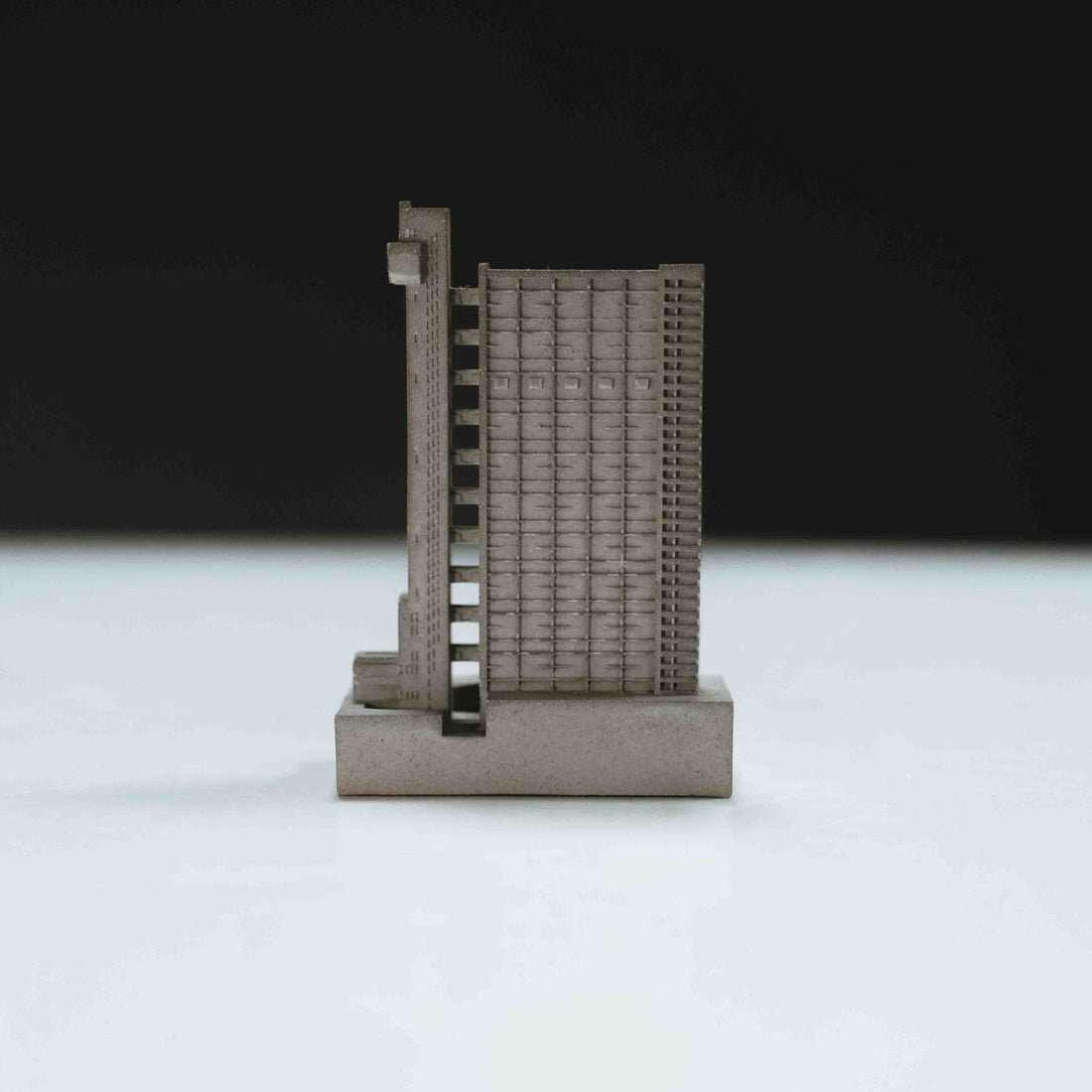 Spaceplay Mini 017: Trellick Tower