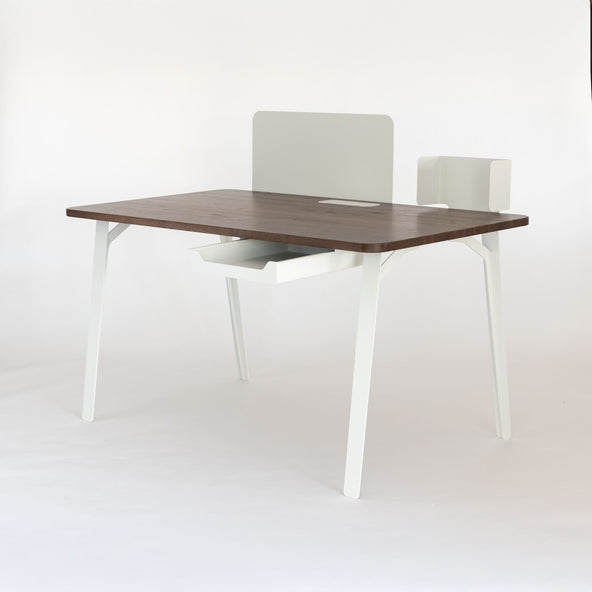 Case Mantis Desk