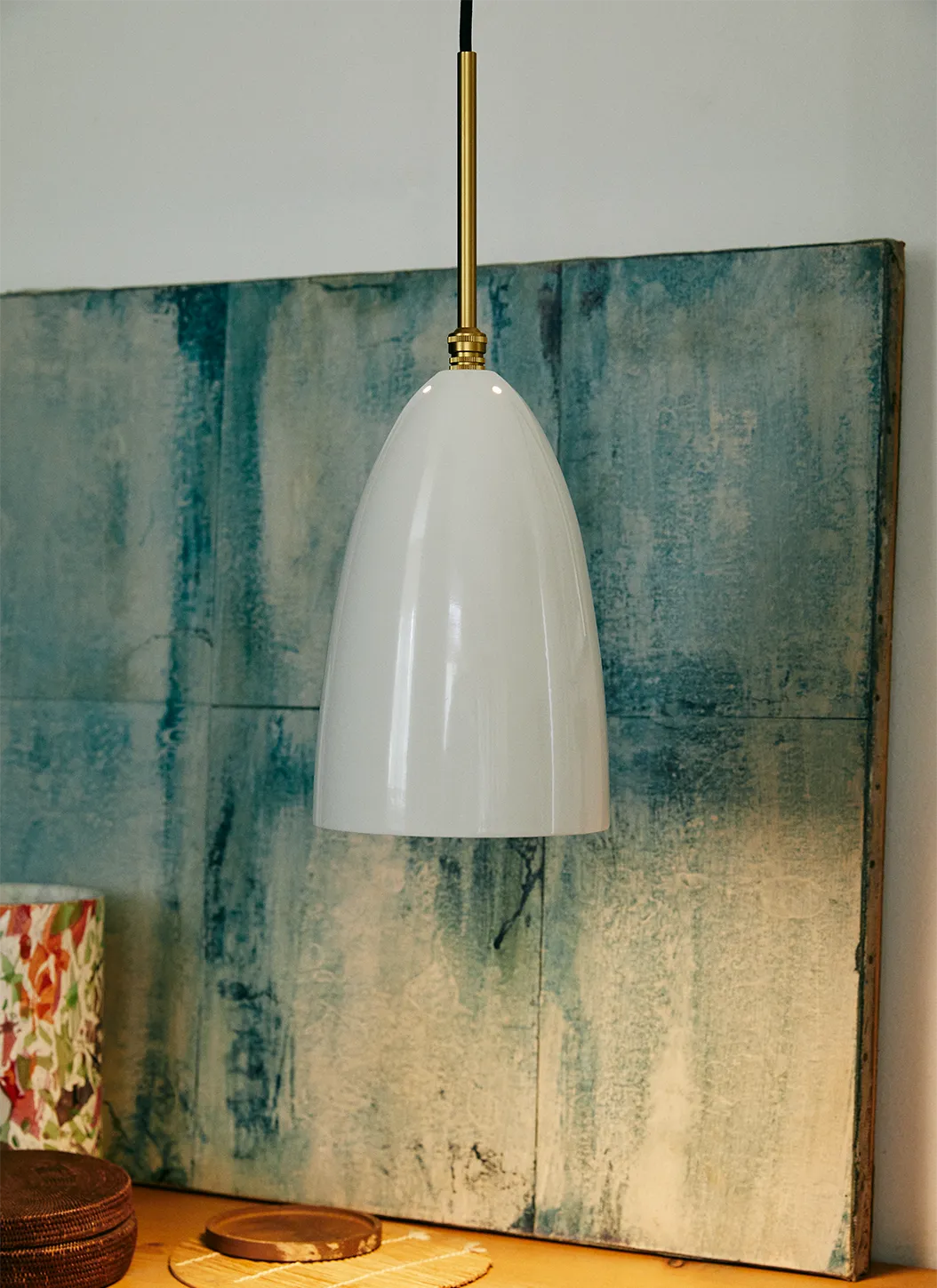 GUBI Grashoppa Pendant light