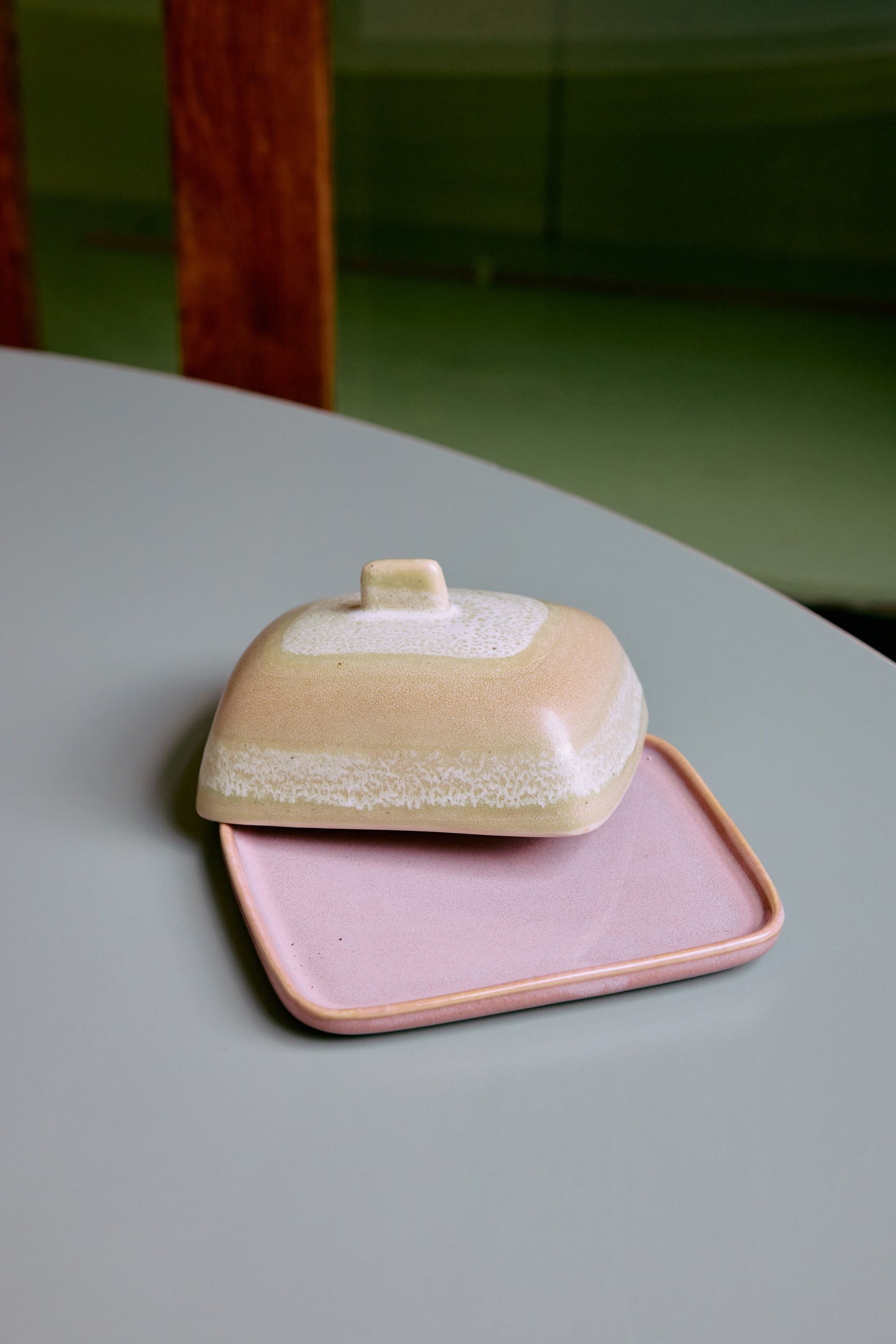 HKLiving 70s Ceramics: Butter Dish - Skyline