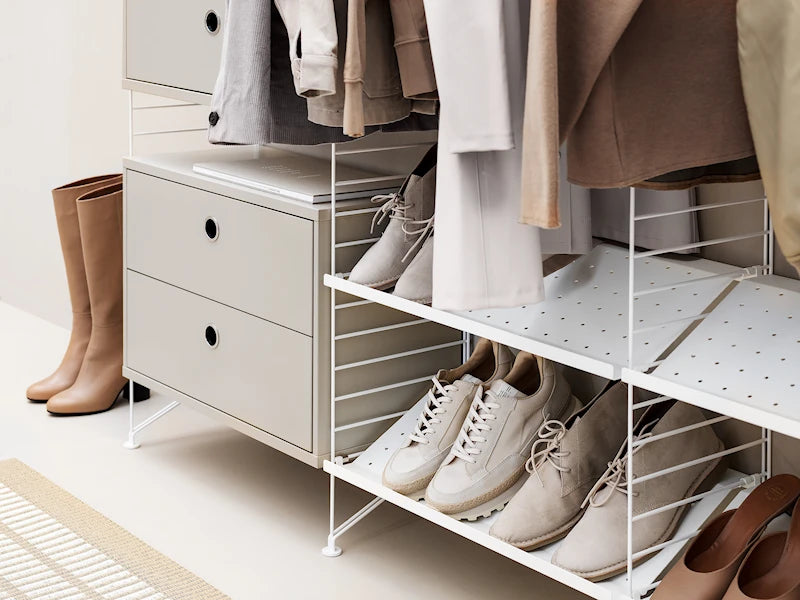 String Hallway (M) Storage unit