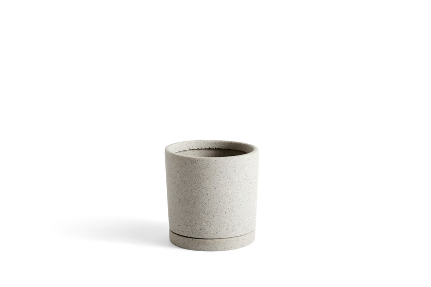 Hay Plant Pot with Saucer Grey