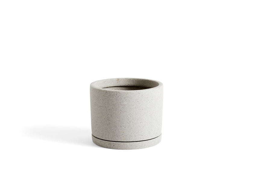 Hay Plant Pot with Saucer Grey