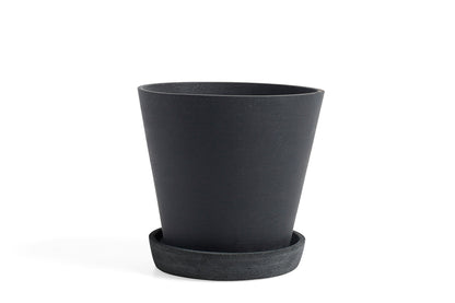 Hay Flower Pot with Saucer Black