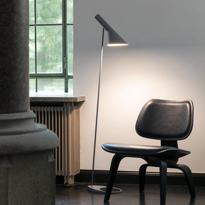 Louis Poulsen AJ Floor Lamp