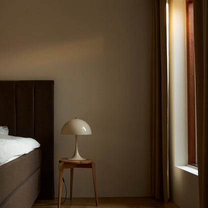 Louis Poulsen Panthella 320 Table Lamp