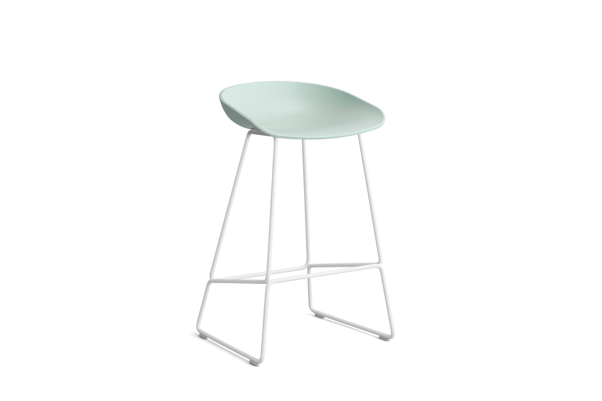 Hay AAS 38 Stool