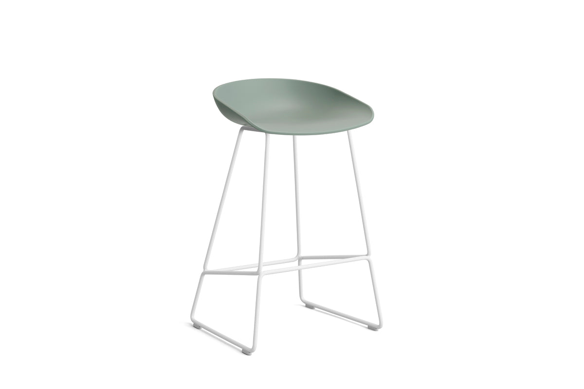 Hay AAS 38 Stool