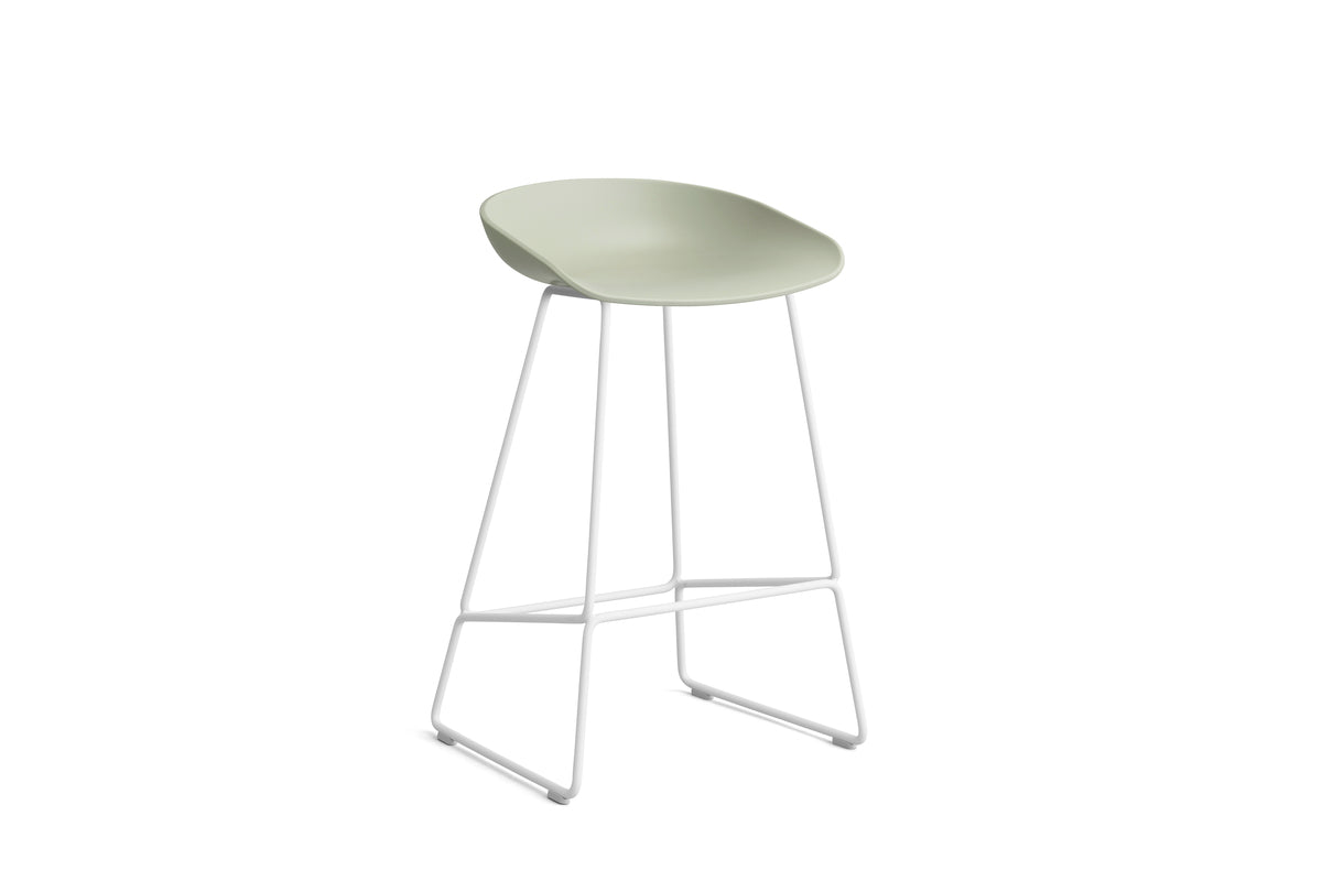 Hay AAS 38 Stool