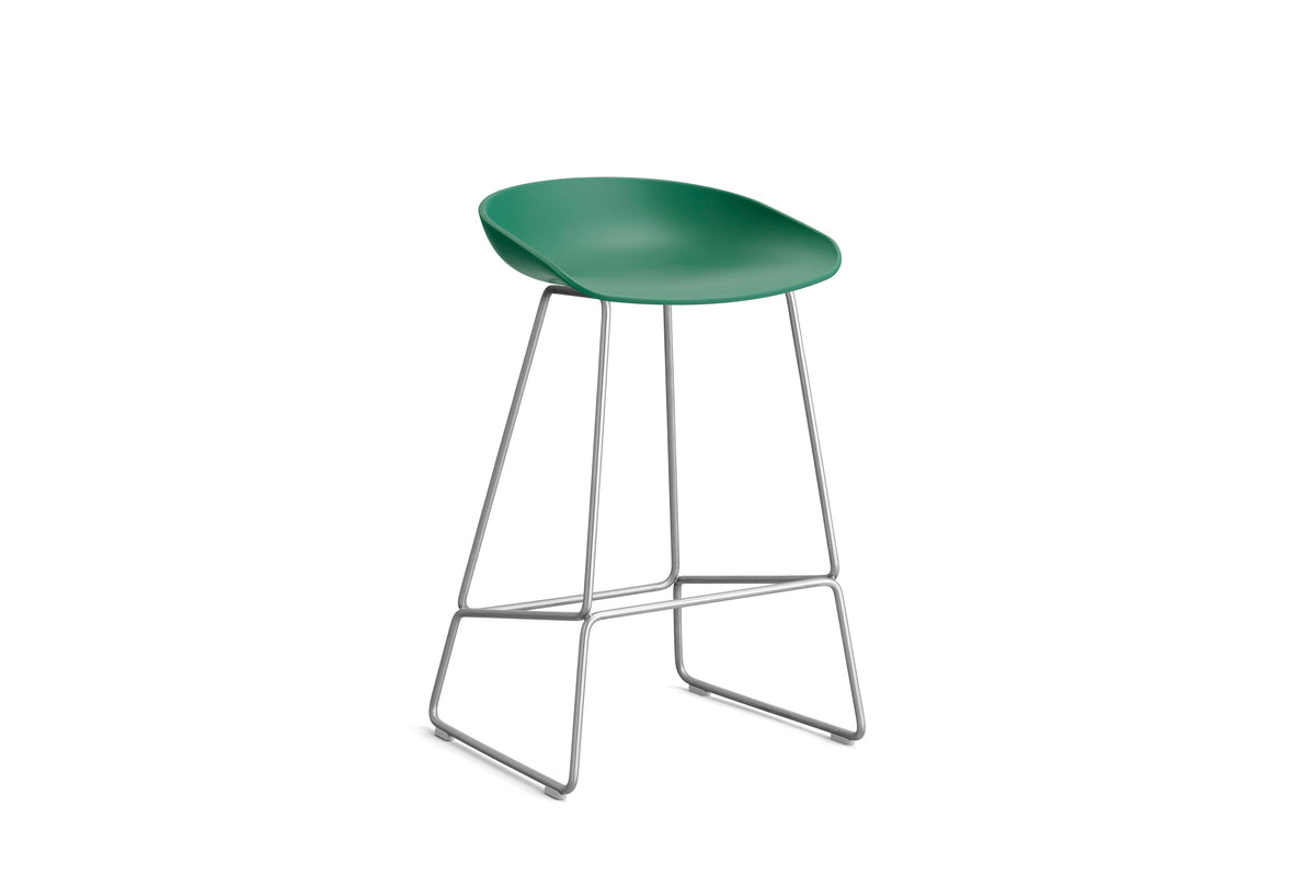 Hay AAS 38 Stool