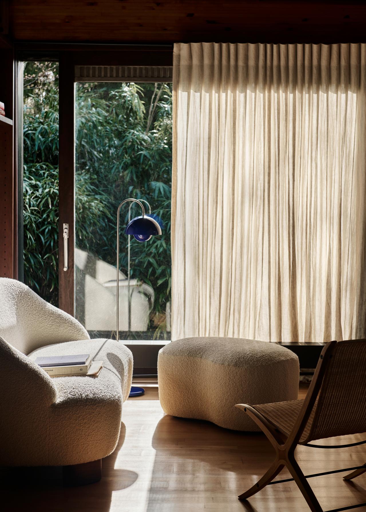 &Tradition Flowerpot VP12 Floor Lamp