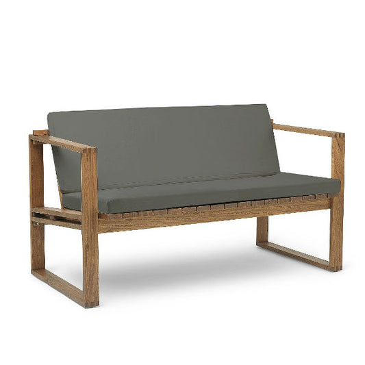 Carl Hansen & Son BK12 Outdoor Lounge Sofa With Cushion