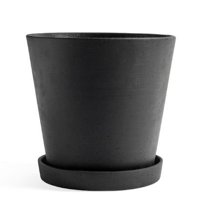 Hay Flower Pot with Saucer Black