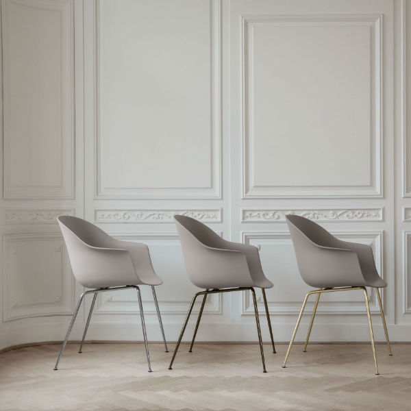 Gubi Bat Dining Chair - Wooden Base