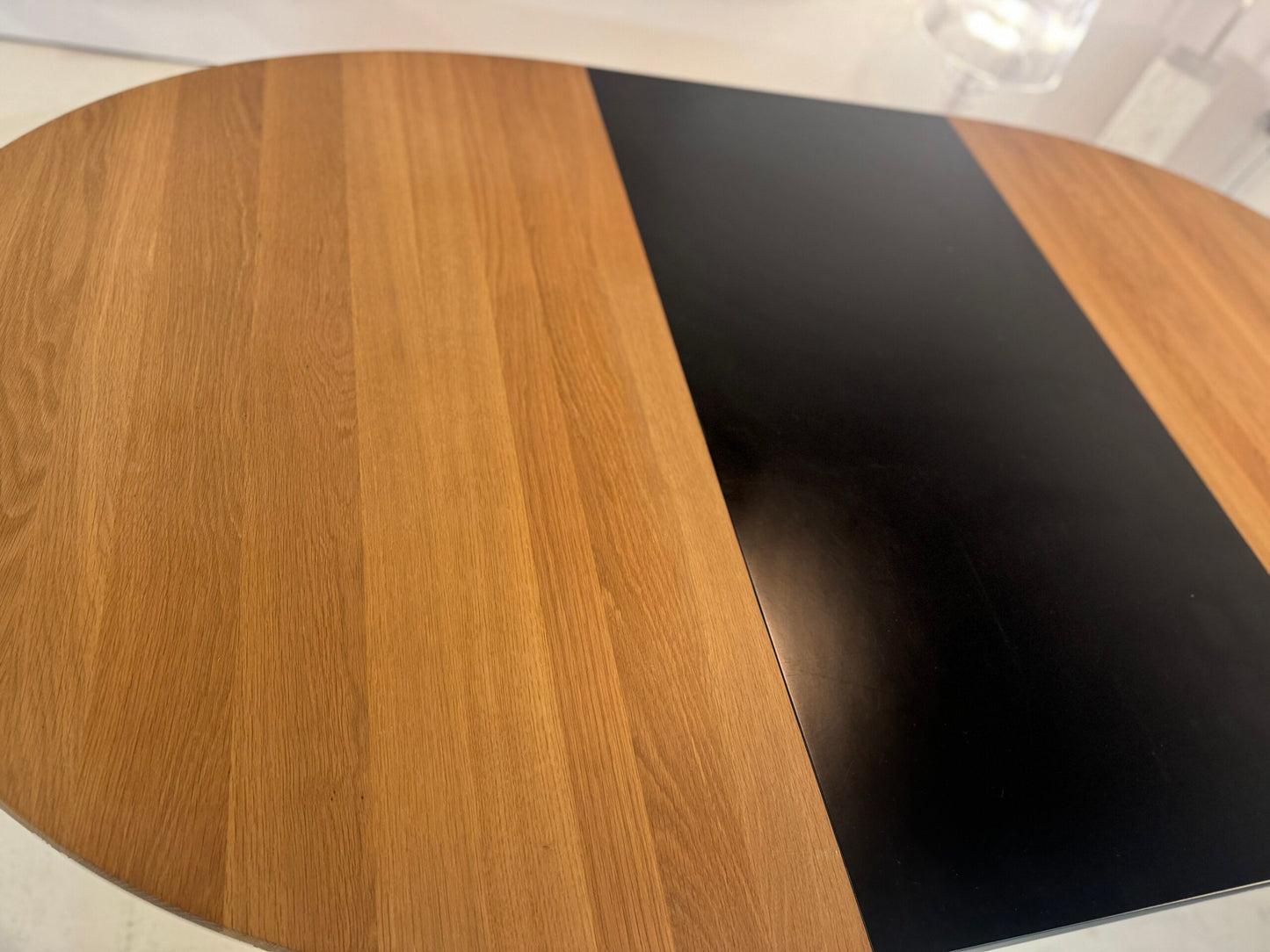 Carl Hansen & Son CH337 Dining Table in Oiled Oak with 1 Black Leaf Ex-display