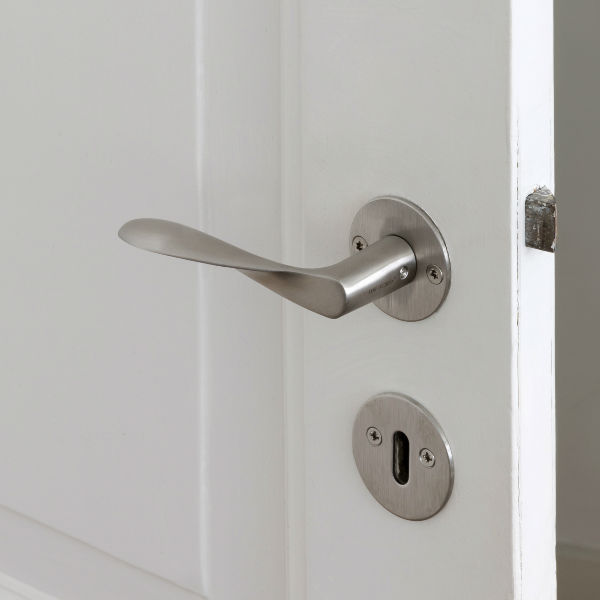 D Line Arne Jacobsen Lever Handle Small