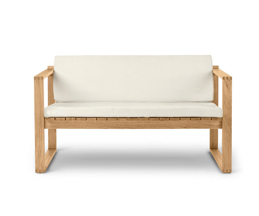 Carl Hansen & Son BK12 Outdoor Lounge Sofa With Cushion