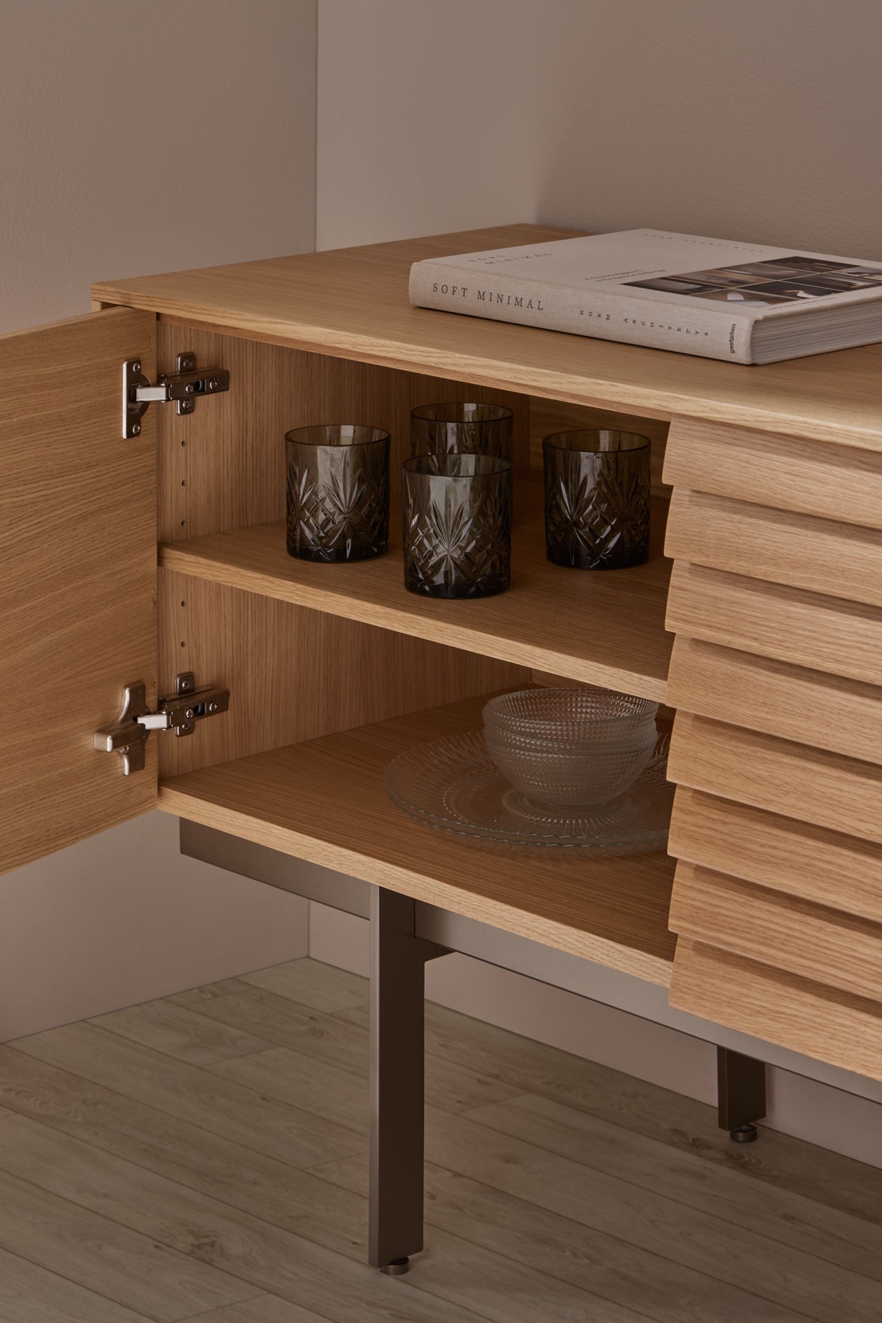 Punt Sussex 8 sideboard 4 doors