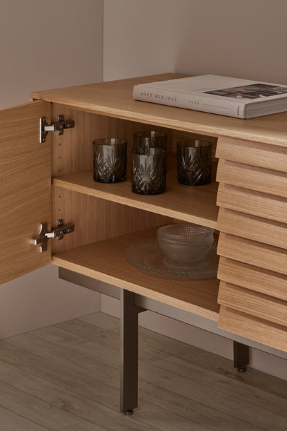 Punt Sussex 8 sideboard 4 doors