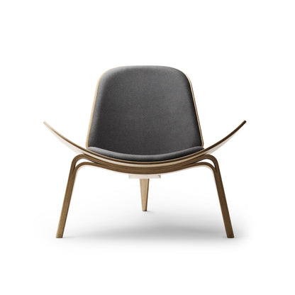 Carl Hansen & Son CH07 Shell Chair